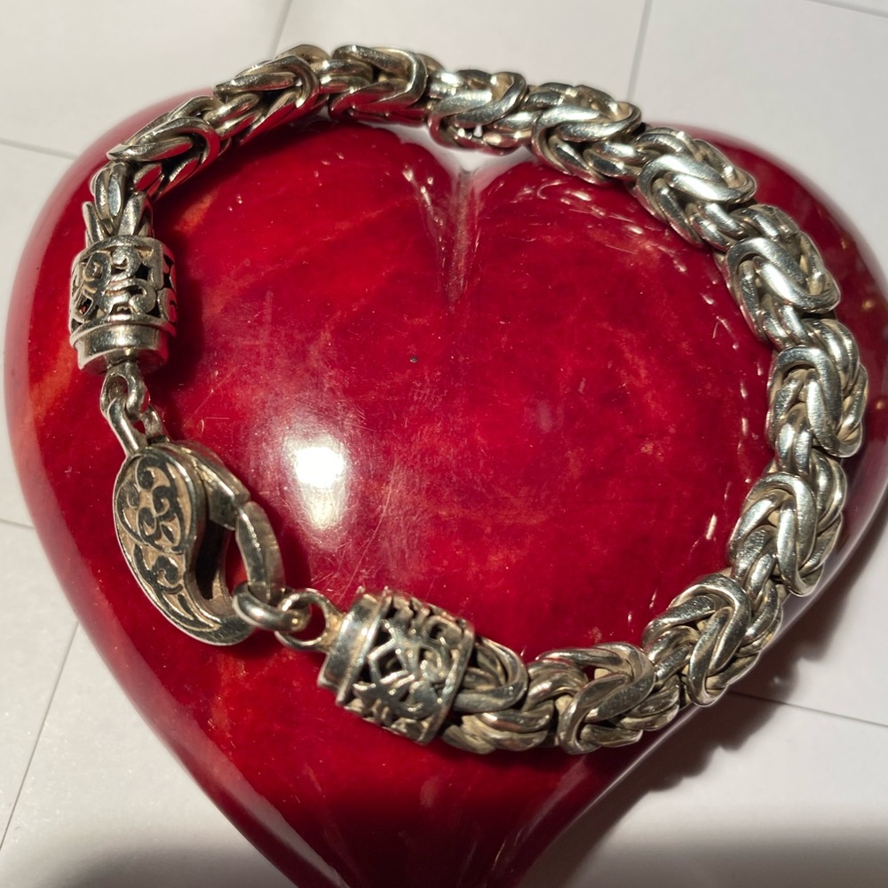 Silver bracelet 925 pure authentic handmade in Bali. 7.5”8mm wide. Perfect